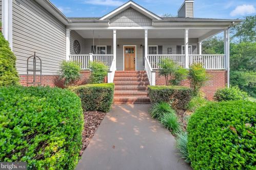 17071 Waine Dr, Madison Mills, VA 22960-4568