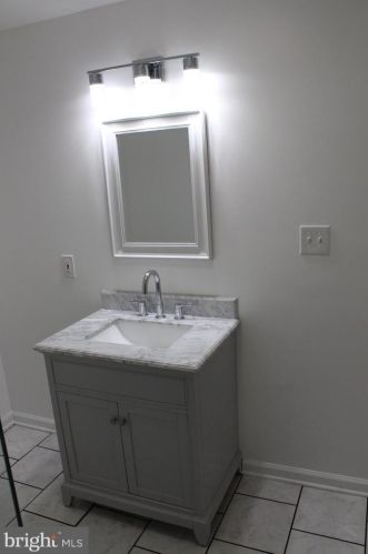 13019 Gorham Way, Woodbridge VA  22192-2949 exterior