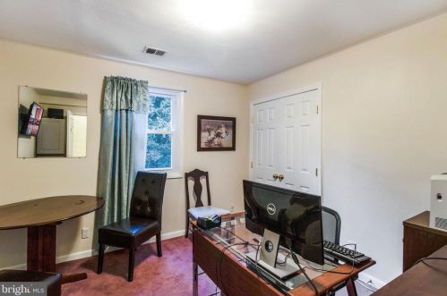 12606 Meadowood Dr, Silver Spring MD 20904-2928 exterior