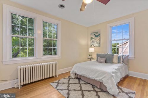 608 Greenbrier Dr, Silver Spring MD 20910-4269 exterior