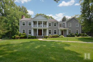 45 Arrowhead Way, Tokeneke, CT 06820-5507