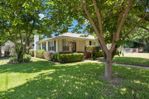 3020 Major St, Fort Worth TX  76112-7223 exterior