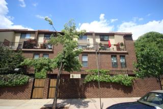 1913 Hamilton St, Philadelphia PA  19130-3817 exterior