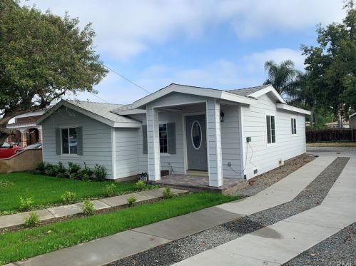 643 Flora St, Santa Ana, CA 92707-3524