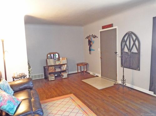 4264 Washington St, Englewood CO 80113-5853 exterior