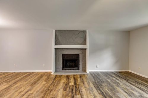 45 Knight Dr, Carrollton, GA 30116-7936