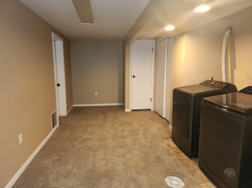 4546 Laredo St, Springfield OH  45503-6024 exterior