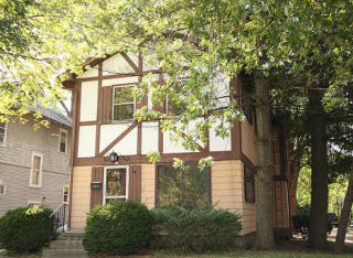 912 Lawrence Ave, Springfield IL  62704-2416 exterior