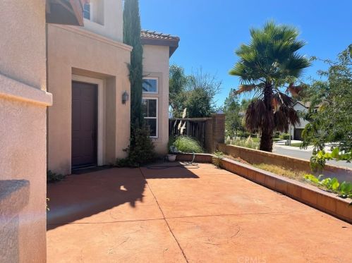 32421 Rosado Ct, Temecula, CA 92592-6612