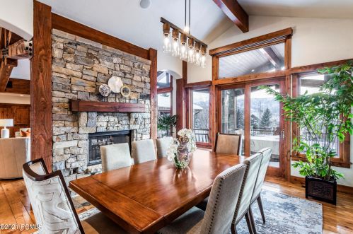 6050 Mtn Rnch Dr, Park City UT 84098-6177 exterior