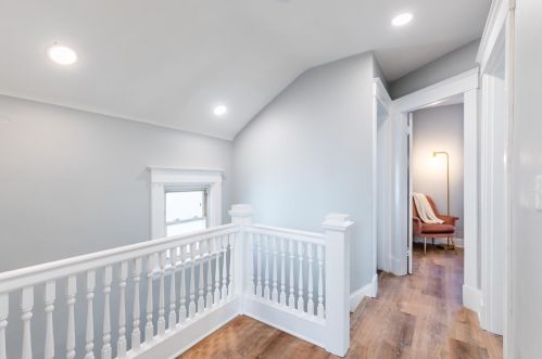 3722 Drake Ave, Cincinnati OH  45209-2124 exterior