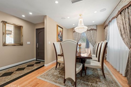 1215 Cordova Ave, Glendale CA  91207-1734 exterior