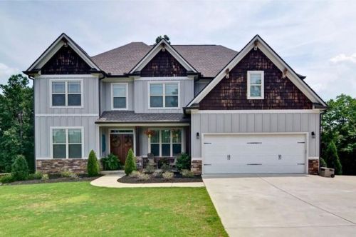 1086 Blankets Creek Dr, Holly Springs, GA 30114-8122
