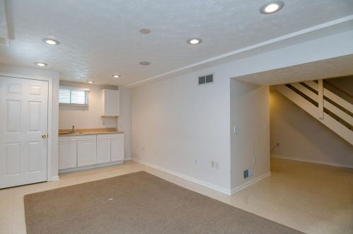 7935 Fld Ertel Rd, Cincinnati OH  45249-8214 exterior