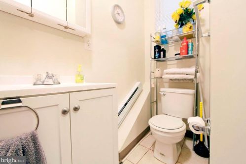 1945 61 St, Philadelphia PA 19142-0014 exterior