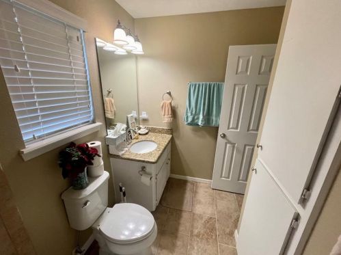 2700 Allen Rdg Dr, Bryan TX  77802-1769 exterior