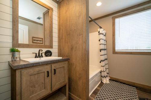 2446 Blocker Rd, Marshall TX 75672-3720 exterior