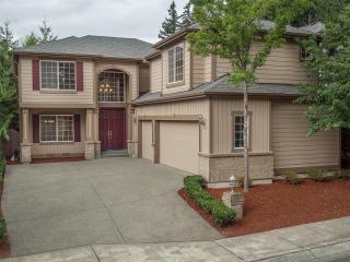 2915 257th Pl, Redmond, WA 98075-9114