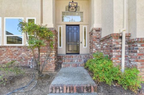 2101 Portsmouth Dr, Folsom, CA 95762-5977