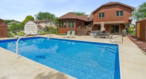 3413 Cumberland Ln, Crete, IL 60417-1829