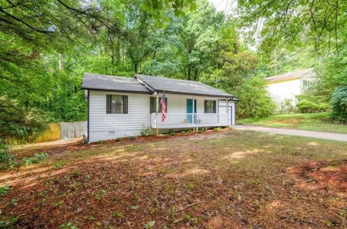 1625 Island Way, Buford, GA 30519-6407