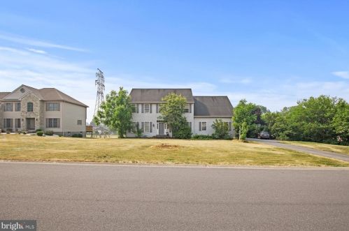356 Copley Dr, Lancaster, PA 17601-2976
