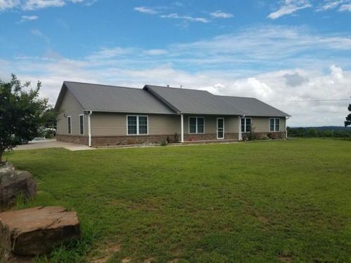 13762 Watalula Rd, Ozark, AR 72949-9008