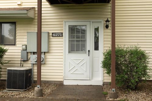 4271 Centerville Rd, Saint Paul MN  55127-7814 exterior