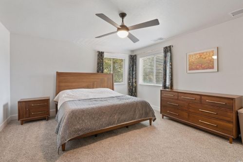 430 Stutsman Rd, Ukiah CA  95482-9553 exterior