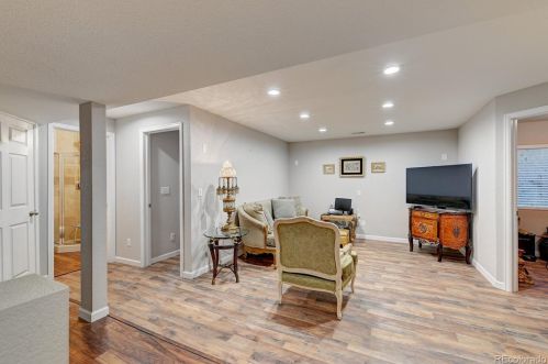 15655 Kettle Pl, Englewood CO  80112-4748 exterior