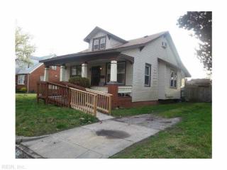 2408 Des Moines Ave, Portsmouth, VA 23704-6414
