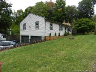 91 Mountain Ave, Winsted, CT 06098-1354