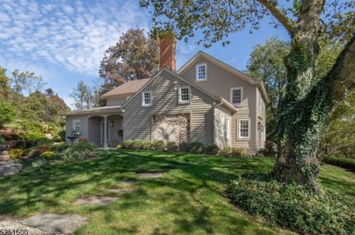 26 Hill And Dale Rd, Lebanon, NJ 08833-4702