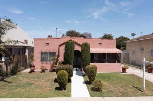 1602 Spring Ave, Compton, CA 90221-1449