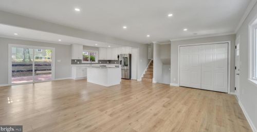 10208 Green Forest Dr, Silver Spring, MD 20903-1536