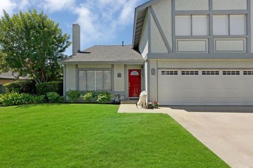 920 Plymouth Ct, Glendora, CA 91740-6122