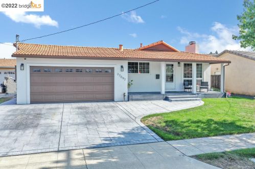 27092 Gading Rd, Hayward, CA 94544-4358