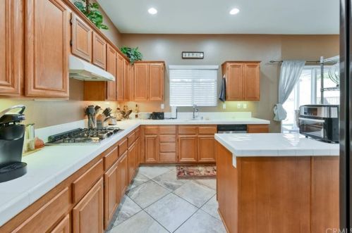 12372 Brianwood Dr, Riverside CA 92503-6754 exterior