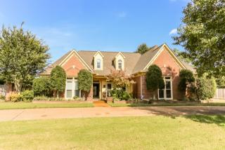 674 Amber Hill Cv, Piperton, TN 38017-1775