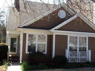1341 Wimbledon Way, Charlottesville, VA 22901-0631