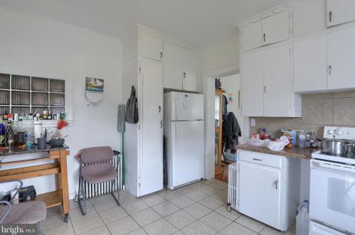 505 Madison Ave, York PA  17404-2806 exterior