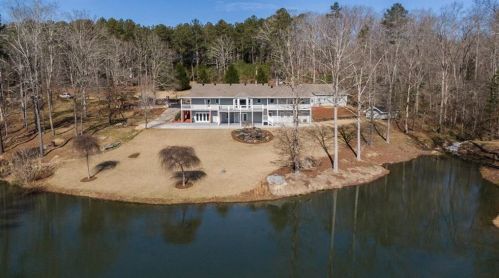 2560 Scheaffer Rd, Conyers GA  30012-2608 exterior