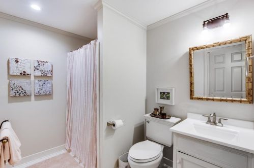 3229 Arden Rd, Atlanta GA  30305-1936 exterior