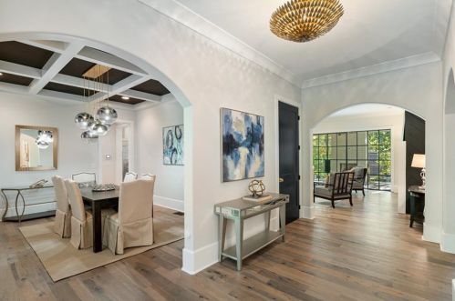 2731 Arden Rd, Atlanta GA  30305-1913 exterior