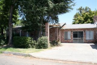 460 9th St, Sharon, CA 93610-2315