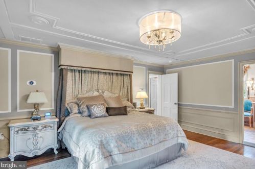 145 Winding Way, Tavistock NJ 08033-3642 exterior