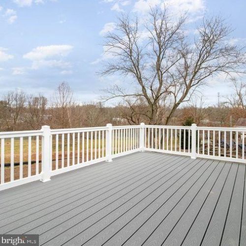 215 Longs Gap Rd, Carlisle PA  17013-1222 exterior