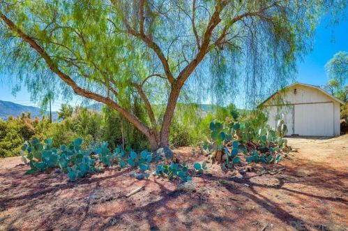5701 Moorefield Dr, El Cajon, CA 92019-1603