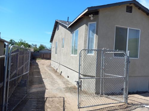 1936 Kenneth St, Modesto, CA 95351-3419
