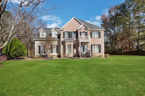 1185 Forsyth Landing Dr, Forsyth, GA 31029-2924